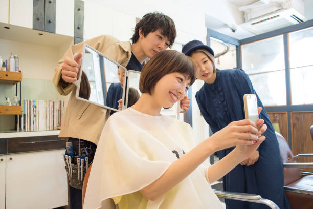 ホロサウ　月　満たす　癒し　美容　メイク　ファッション　ネイル　デート